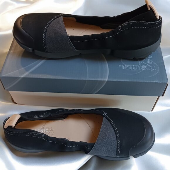 Clarks Tri Adapt Trigenic Shoes - Black Nubuck Leather, Size 8.5, New in Box - Picture 12 of 12